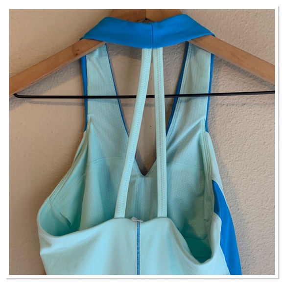 Lululemon Open Soul Athletic Halter Tank Top Built In Shelf Bra Blue Size 4 - Picture 4 of 7